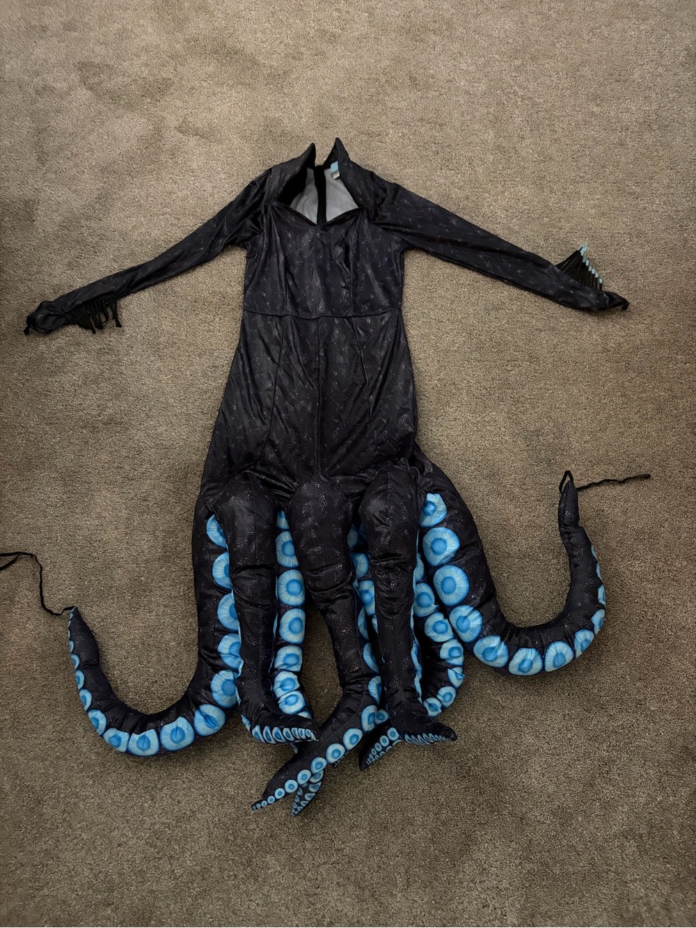 Medium Ursula costume